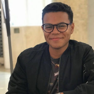 Meet your Posher, Kevin dario